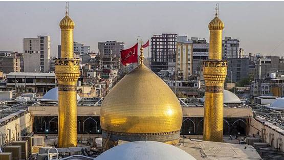 अमेरिका को ललकार: ईरान ने मस्जिद पर क्यों लहराया लाल झंडा?