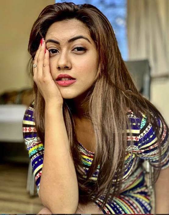 मलाला की बायोपिक में काम कर रही ये एक्ट्रेस, रियल लाइफ में हैं ग्लैमरस