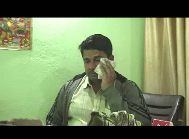 फटे ग्लव्स, टूटे बैट से खेलती थी, आती थी शर्म, अब रचा इत‍िहास