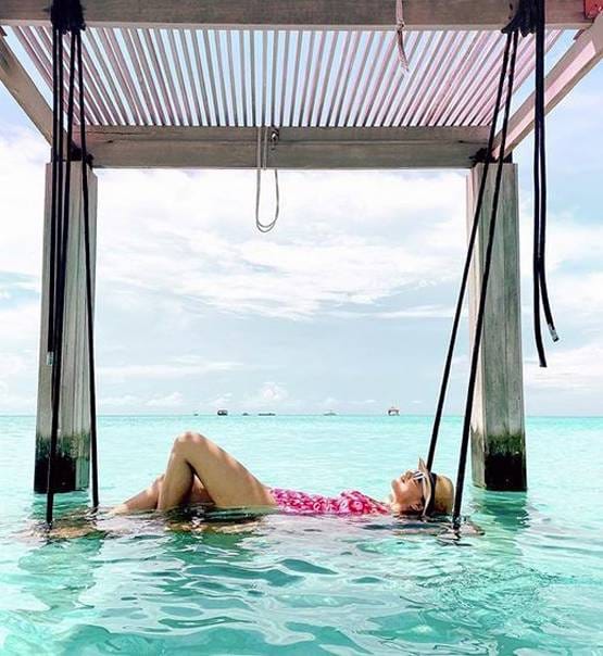 'कसम से' फेम रोशनी चोपड़ा का बोल्ड अंदाज, शेयर की ट्रिप से फोटोज