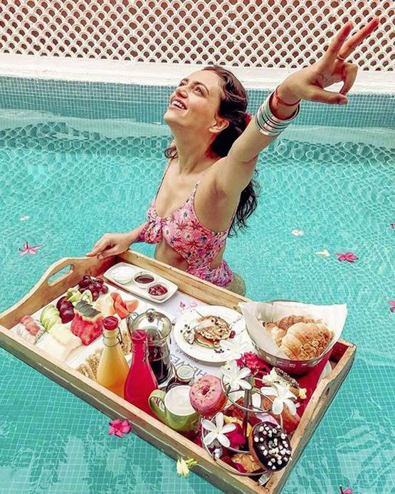 'कसम से' फेम रोशनी चोपड़ा का बोल्ड अंदाज, शेयर की ट्रिप से फोटोज