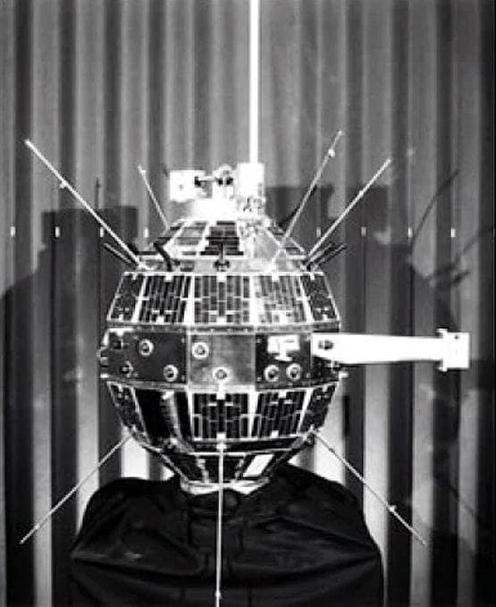 अंतरिक्ष में होने वाली है टक्कर, इस अमेरिकी शहर पर मंडरा रहा है खतरा