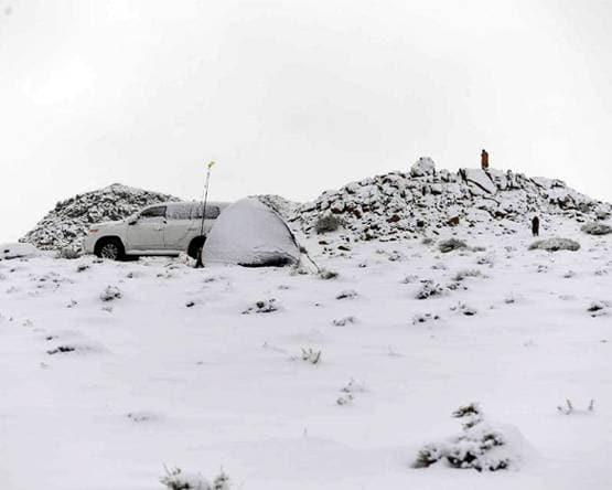 रेगिस्तान के लिए मशहूर सऊदी अरब में हुई बर्फबारी, हैरान हुए लोग