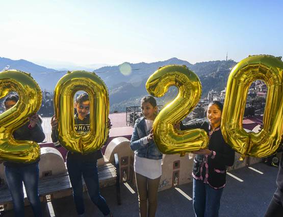 झूमकर आया नया साल: जश्न के साथ 2020 का स्वागत, PHOTOS