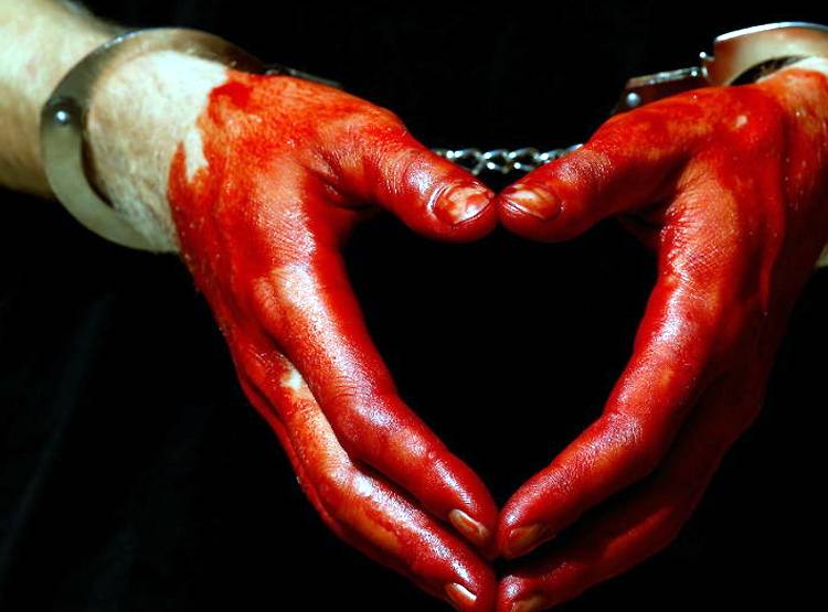 प्रेम संबंधों में रोड़ा बनी सास की सांप से डसवाकर हत्या, ऐसे खुला राज