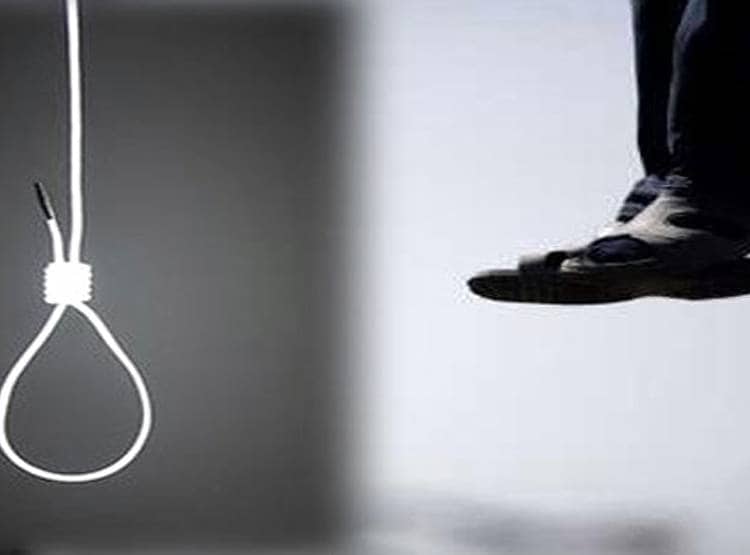 OYO में मिला लड़की का शव, दीवार पर लिखा था ‘आई एम रिस्पांसिबल फॉर माय डेथ’