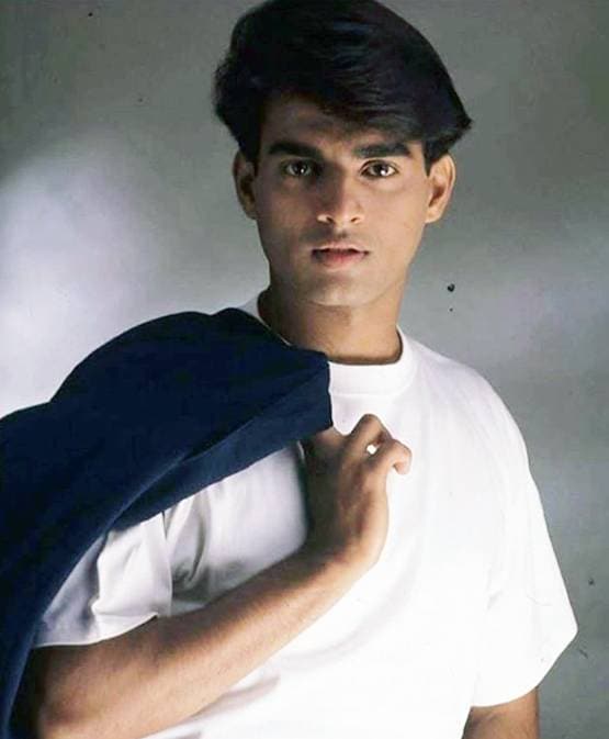 पार्टी में पत्नी संग पहुंचे आर माधवन, ट्रांसफॉर्मेशन देख हो जाएंगे हैरान