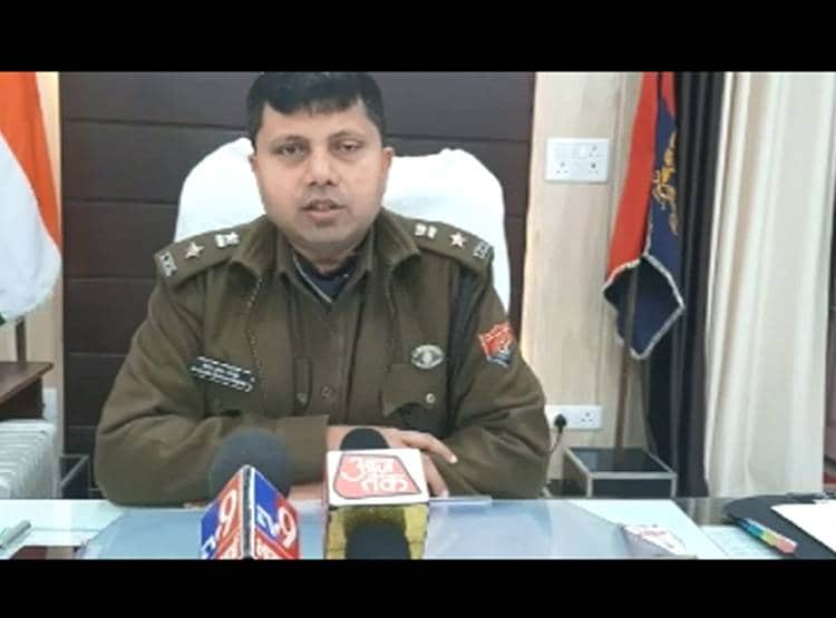 र‍िवॉल्वर कनपटी पर रख स्टूडेंट बना रहा था TikTok, दबा ट्र‍िगर...