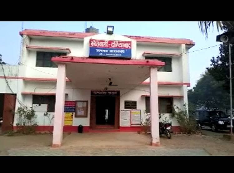 खुदाई में सुराही से टकराया फावड़ा, न‍िकला खि‍लजी काल का 'खजाना'