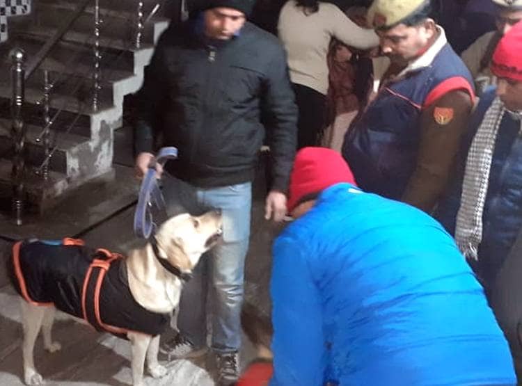 शिष्य ने खत्म कर द‍िया गुरु का पर‍िवार, एक रात में ब‍िछाईं 4 लाशें