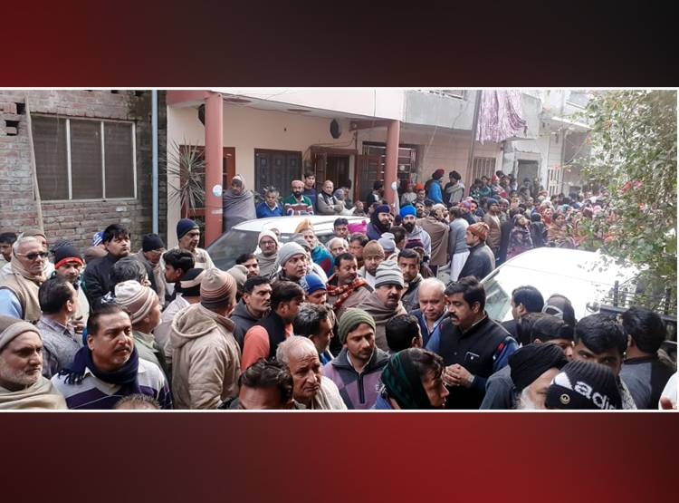 इंटरनेशनल भजन गायक के साथ पूरे परिवार का मर्डर, मिली चार लाशें