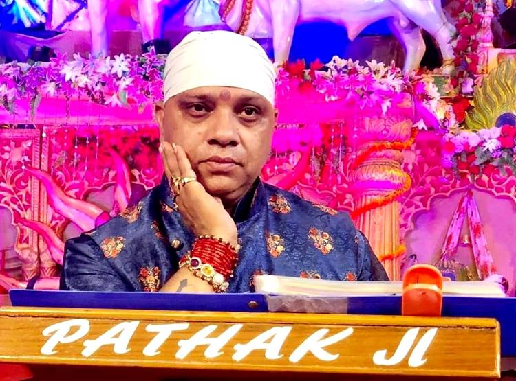 इंटरनेशनल भजन गायक के साथ पूरे परिवार का मर्डर, मिली चार लाशें