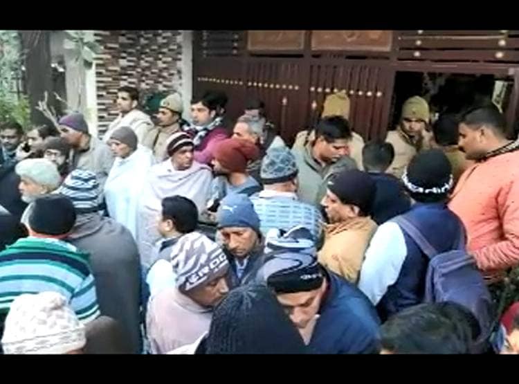 इंटरनेशनल भजन गायक के साथ पूरे परिवार का मर्डर, मिली चार लाशें