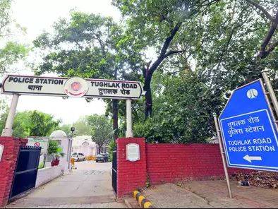 ATLAS साइकिल के मालिक की पत्नी ने की खुदकुशी? पुलिस के सामने ये 3 सवाल