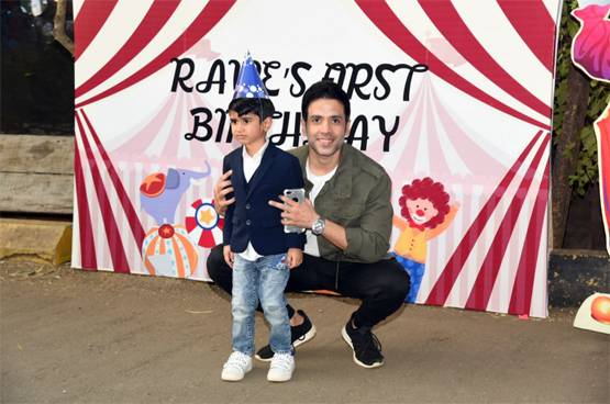 सामने आया एकता के बेटे का फर्स्ट लुक, बर्थडे पार्टी में पहुंचे स्टार किड्स