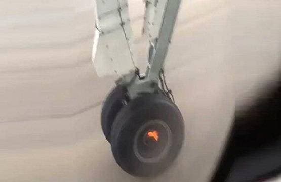 उड़ान भरते ही प्लेन से निकला पहिया, यात्रियों की अटक गईं सांसें