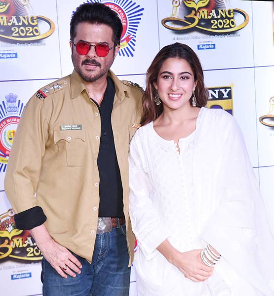 Umang 2020: सलमान-शाहरुख समेत इन बॉलीवुड स्टार्स ने की शिरकत, PHOTOS