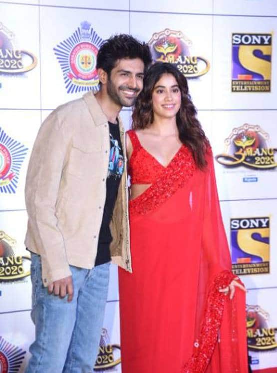 Umang 2020: सलमान-शाहरुख समेत इन बॉलीवुड स्टार्स ने की शिरकत, PHOTOS