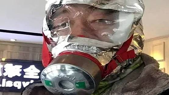 Coronavirus: चीन के लोग लगा रहे हैं ब्रा, सैनिटरी पैड्स, संतरे के मास्क