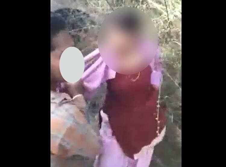 अश्लील हरकत कर रहा था कपल, ब‍िजली की तेजी से वायरल हुआ वीड‍ियो