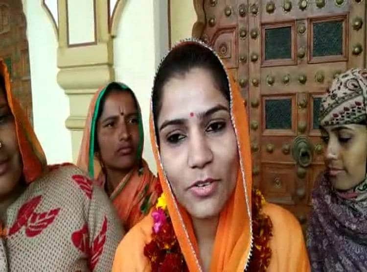 PAK में जन्मी, भारत में की शादी, अब चुनाव जीतकर बनी ग्राम प्रधान