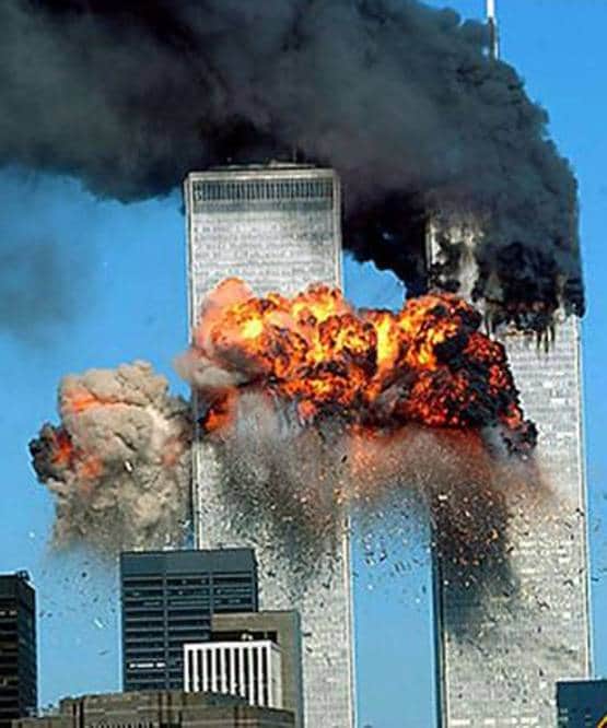 अमेरिका-ईरान में जंग, क्या सच होगी नास्त्रेदमस की भविष्यवाणी?