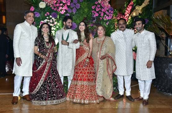 अरमान जैन ने लिए 7 फेरे, दूल्हा-दुल्हन की पहली तस्वीरें वायरल