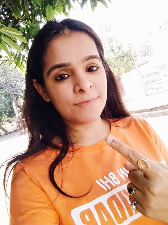 कौन हैं बुर्के में शाहीन बाग पहुंची गुंजा कपूर, जिन्हें मोदी भी करते हैं फॉलो