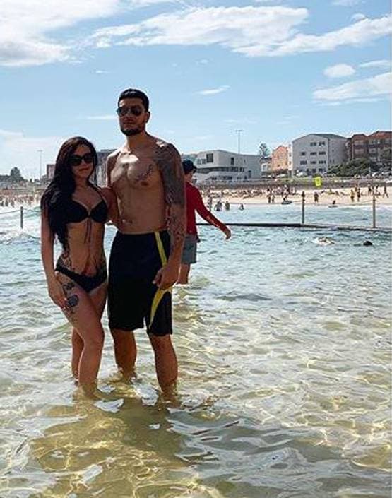 बॉयफ्रेंड संग बोल्ड लुक में नजर आईं टाइगर की बहन, Photos