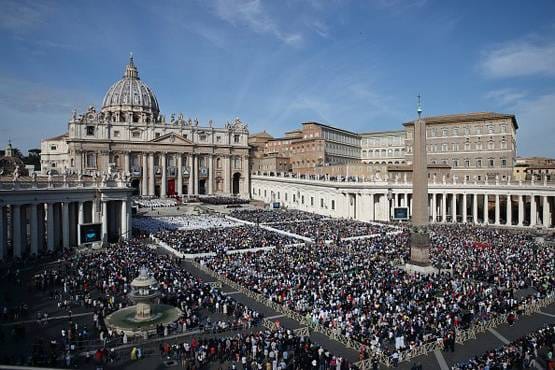 अयोध्या में बनेगा भव्य राम मंदिर, जानें मक्का-वेटिकन की भव्यता