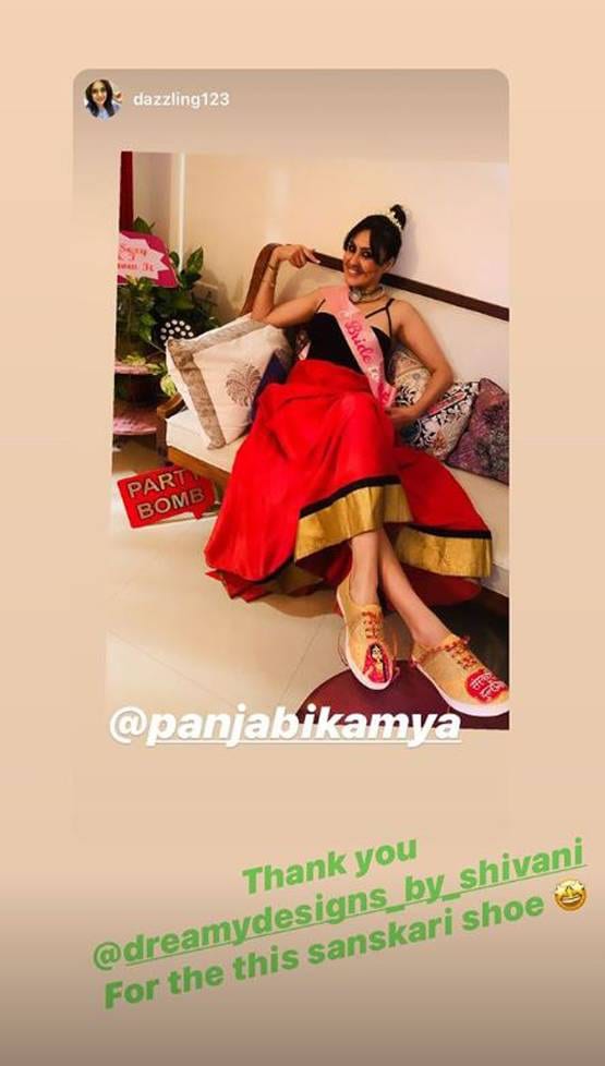 शादी से पहले काम्या ने एन्जॉय की बैचलर पार्टी, गर्ल गैंग साथ यूं दिए पोज