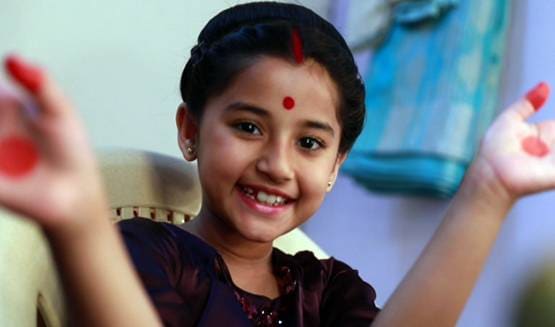 मिलिए 8 साल की बैरिस्टर बाबू से, जिसके तर्क तोड़ने आ रहे हैं हर बुरी प्रथा