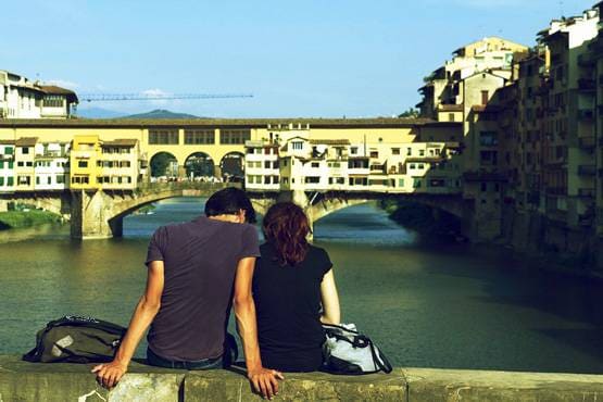 Valentine's Day: पुरुषों से आखिर क्या चाहती हैं महिलाएं?