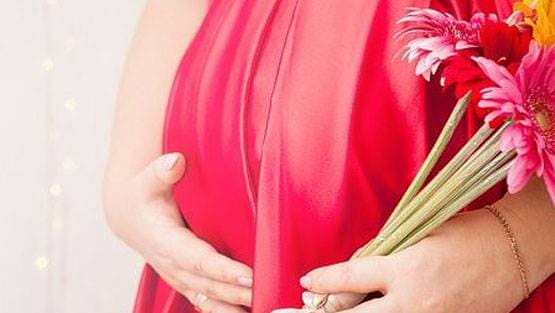 क्या होती है सरोगेसी जिससे शिल्पा शेट्टी बनीं मां