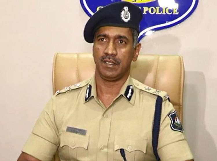 सलमान-जैकलीन के साथ ह‍िस्ट्रीशीटर की नजदीक‍ियां, हत्याकांड से उठा पर्दा