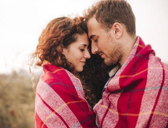 सेक्स से बचने के लिए कुंवारे बनाते हैं बहाने, सामने आया फेक ऑर्गेज्म का सच