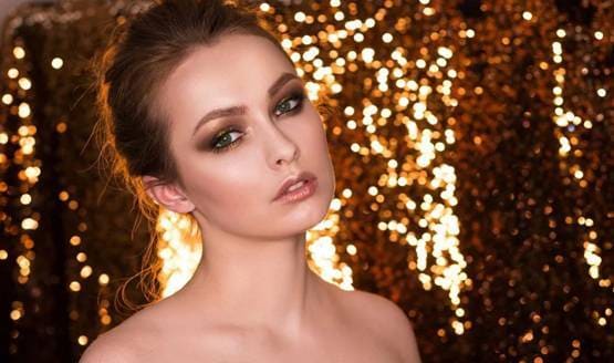 न्यूड फोटोशूट में क्या-क्या होता है, मॉडल ने सुनाई आपबीती