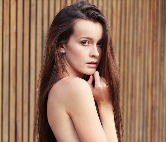 न्यूड फोटोशूट में क्या-क्या होता है, मॉडल ने सुनाई आपबीती