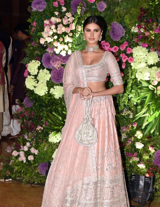 तारा सुतारिया बनेंगी करीना की भाभी? अरमान की शादी में मिली हरी झंडी