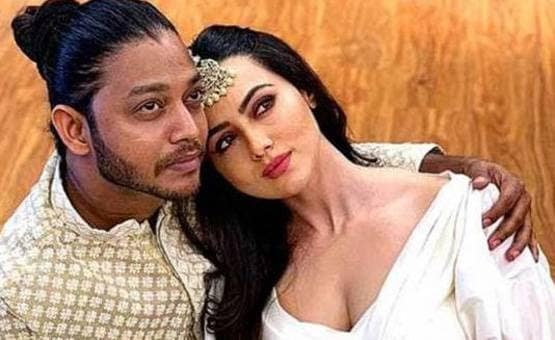 जब ब्रेकअप के बाद सेलेब्स ने किया Ex को बेनकाब, खूब हुई जुबानी जंग