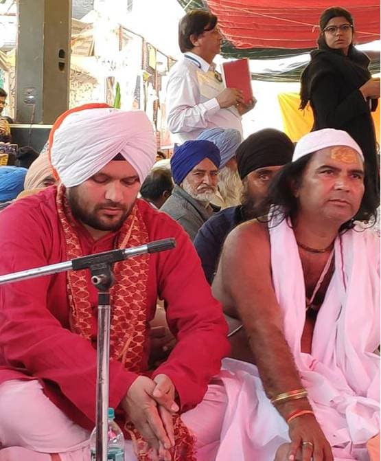 पूजा में बैठी शगुफ्ता-शिवानी ने पढ़ा कलमा, शाहीन बाग में अनोखा नजारा