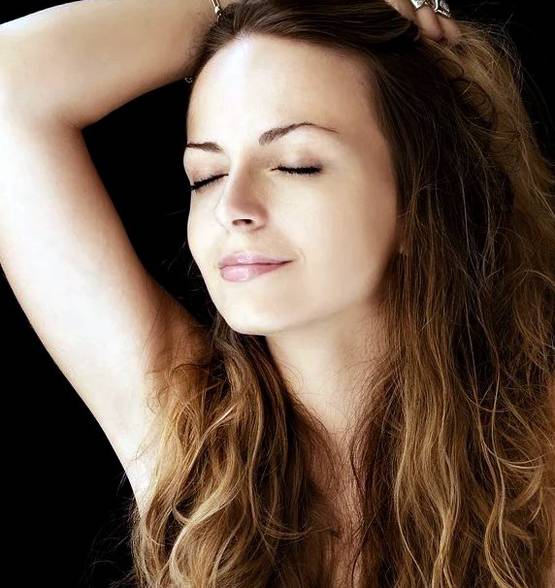 न्यूड फोटोशूट में क्या-क्या होता है, मॉडल ने सुनाई आपबीती