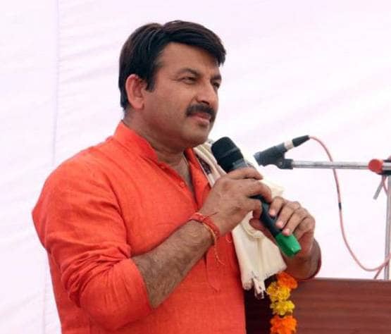 कभी फीस के लिए की थी ड्राइवर की नौकरी, अब हैं दिल्ली BJP का सबसे बड़ा चेहरा