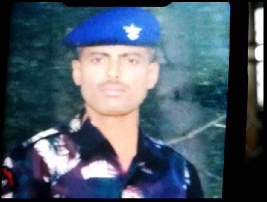 पुलवामा का एक सालः शहीद की पत्नी से ससुराल वालों ने छीन लिए पैसे