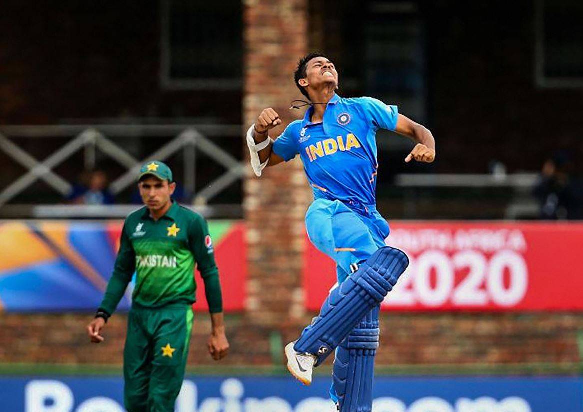 कभी बेचता था गोलगप्पे, शतक ठोक टीम इंडिया के लिए पेश की दावेदारी