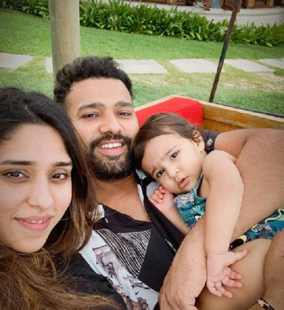 हिटमैन ने जहां सीखी बल्लेबाजी, वहीं घुटने पर बैठ रितिका को किया था प्रपोज