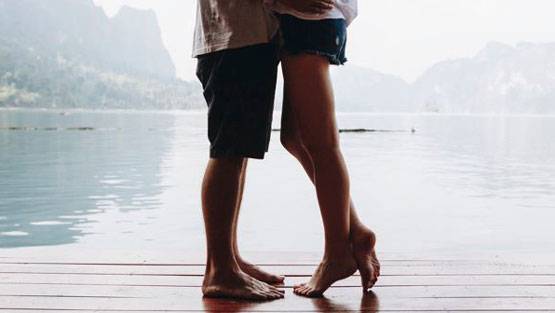 यहां सेक्स वर्कर्स को ब्वॉयफ्रेंड बनाने से किया जा रहा मना, जानें वजह