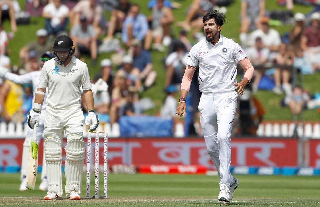 वेलिंग्टन की पिच पर ईशांत शर्मा हिट, तंग आ गए कीवी बल्लेबाज