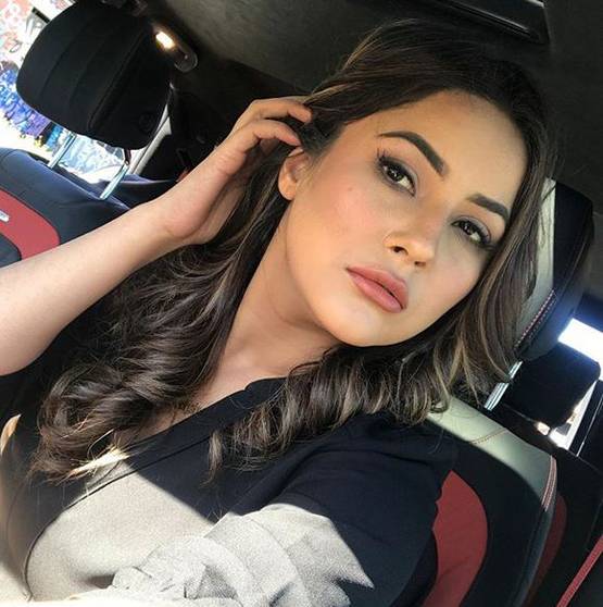 बिग बॉस के बाद जय-माही से मिली शहनाज, कपल की बेटी को किया पैंपर