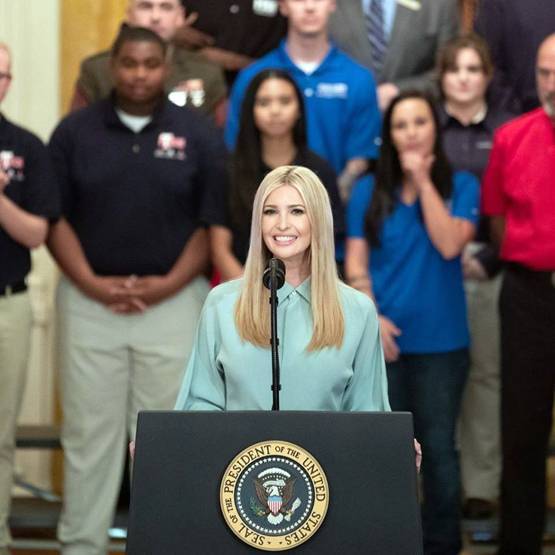 बिजनेस वुमन, मॉडल से  लेकर ट्रंप की एडवाइजर तक, ऐसा है इवांका का सफर